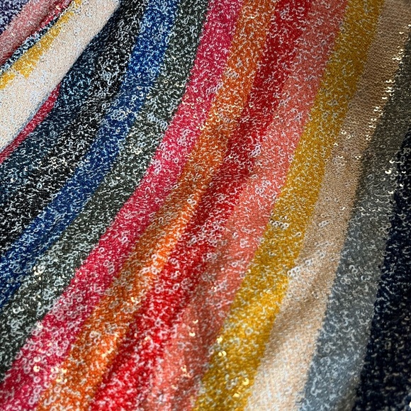 FATE Striped Sequined Top - Picture 4 of 7